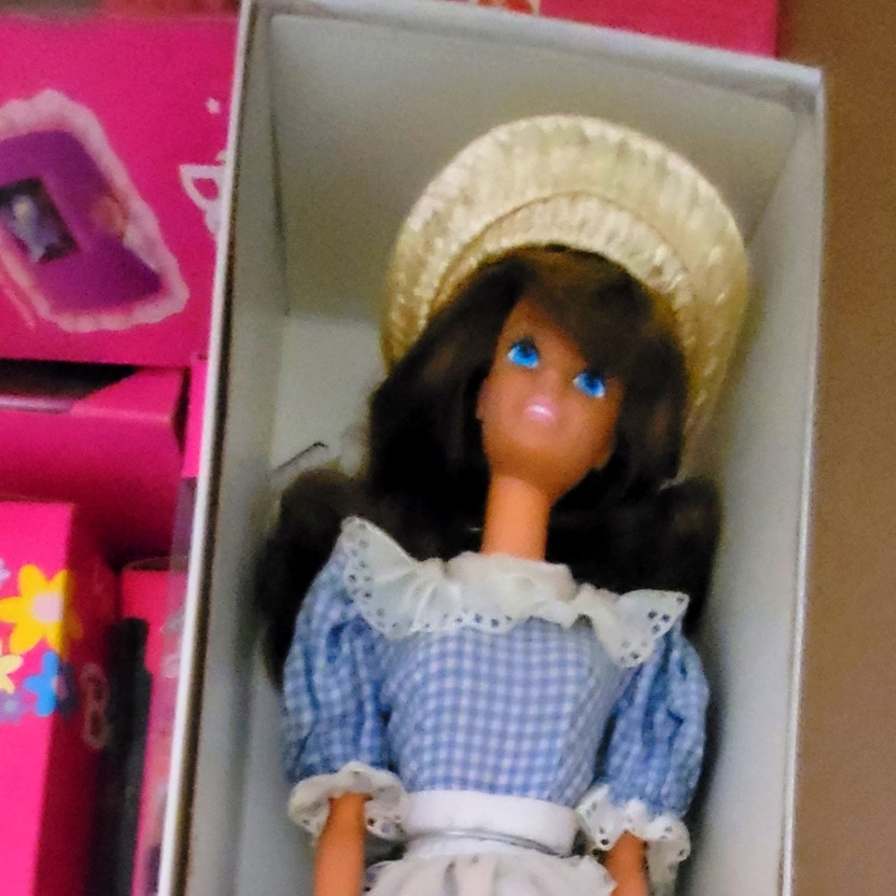 Mattel Little Debbie Barbie 1992 NRFB